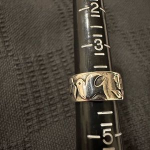 James Avery La Paloma Ring - Retired - Size 4